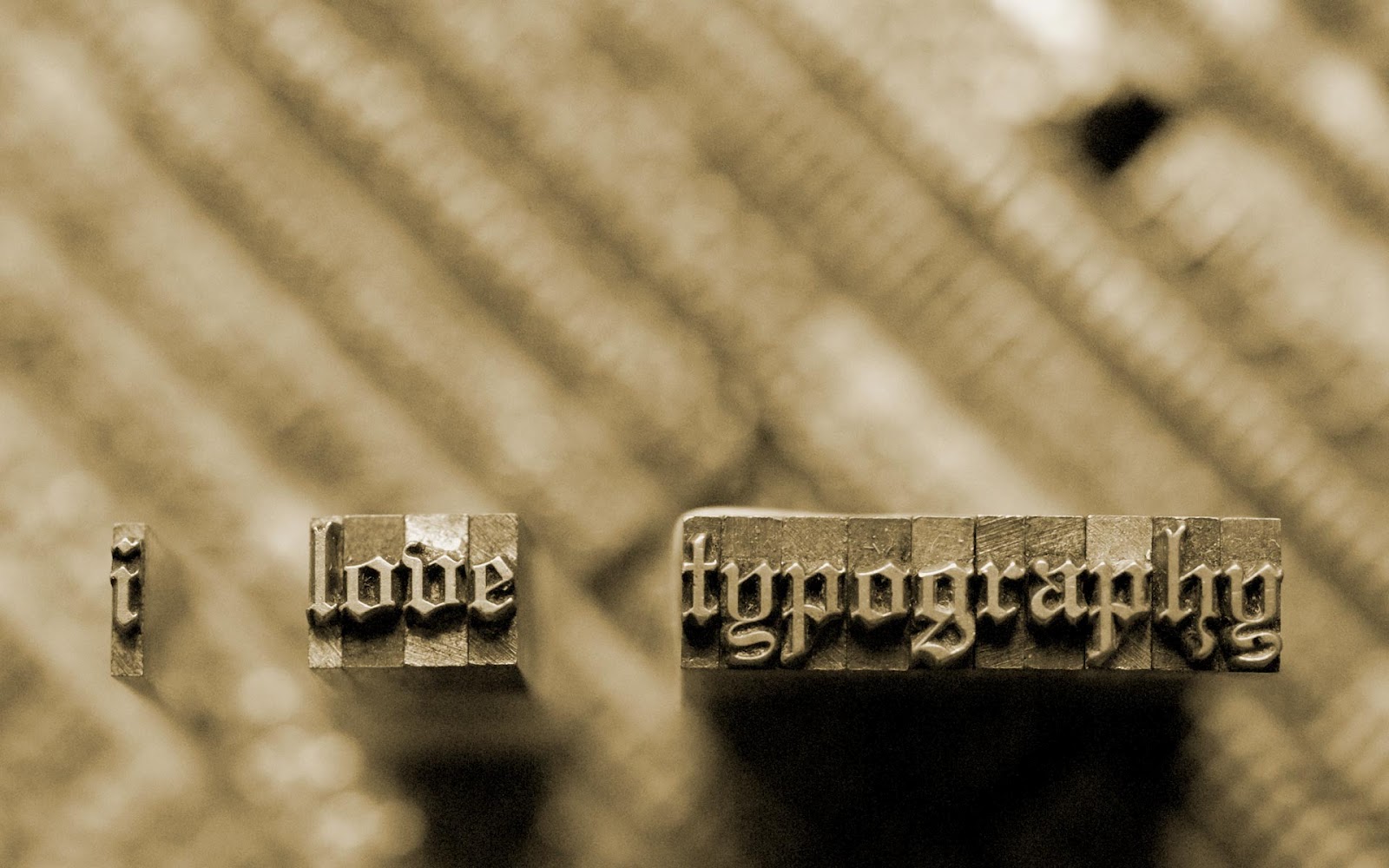 Text Desktop Wallpaper