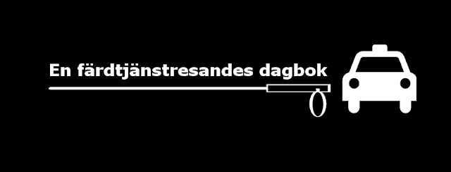 Logga på svart bakgrund med en vit käpp och en vit schablon av en taxi och texten "En färdtjänstresandes dagbok".