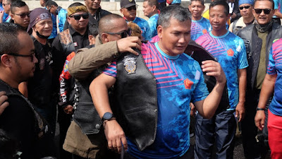 Ketum HCB Dadan Ontaz Mengangkat Pangdam III/Siliwangi  Jadi Anggota Kehormatan  Harley Club Bandoeng