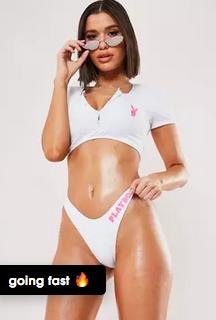 https://www.awin1.com/cread.php?awinmid=6882&awinaffid=402389&clickref=&p=%5B%5Bhttps%3A%2F%2Fwww.missguidedus.com%2Fplayboy-missguided-white-ribbed-button-front-bikini-crop-top-10147840%5D%5D