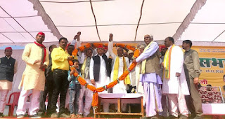 Samajwadi Party News Chhatisgarh Political rally for chhatishgarh elections 2018, to  beat bjp and dr. raman singh. In this image the samajwadi party chief akhilesh yadav is with heera singh markam beacuse they are fighting election together here in chhatishgarh