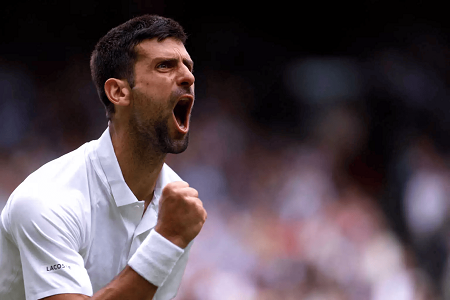 O  Novak Tzokovits “katharise” ton formarismeno Roumplef kai prokrithike gia 5i synechomeni fora sta imitelika tou Wimbledon