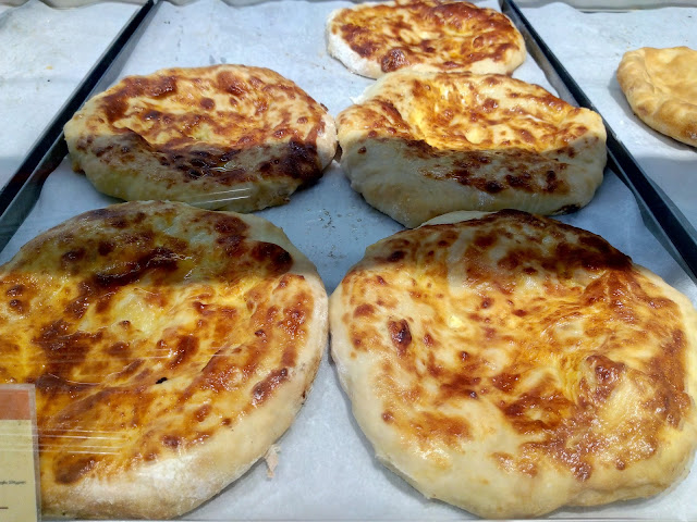 サメグレロ地方のハチャプリ（Mingrelian khachapuri）