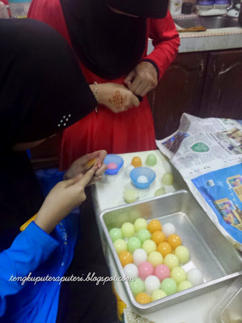 Tengku Fauziana: Puding Kastad Sumi Jelly