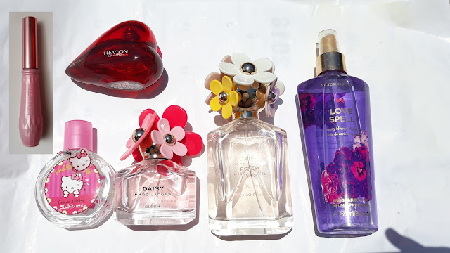 Fiancee gel fragrance wand in Pure Shampoo, Revlon Love is On, Hello Kitty, Daisy Marc Jacobs in Blush and Eau So Fresh, Victoria's Secret Love Spell.