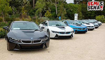 BMW-i8-Successful-Earn-degree-WGCA-2015