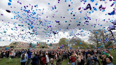 There were emotional scenes today as Alfie Evans supporters released hundreds of balloons into the sky in memory of the “warrior” toddler.