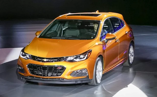 Novo Cruze Hatch 2017