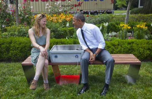 New Solar Powered Benches That Charge Smartphones