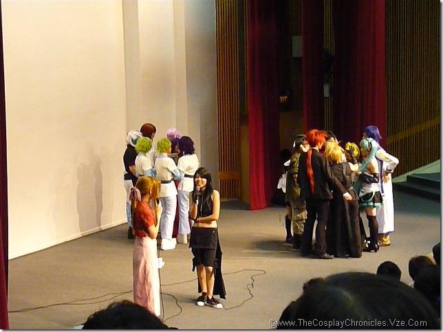 MICHAEL GUNDAM Vs ZOMBIESSS !!!!!!!!!!!!!!!!11