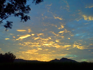 Langit Pagi Desa Sundul Yang Indah