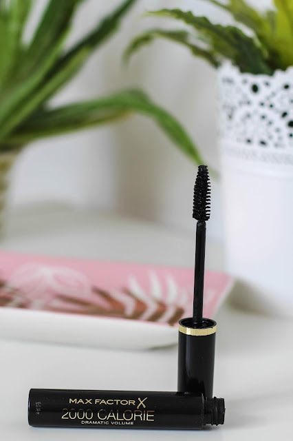 Max Factor 2000 Calorie Mascara Review