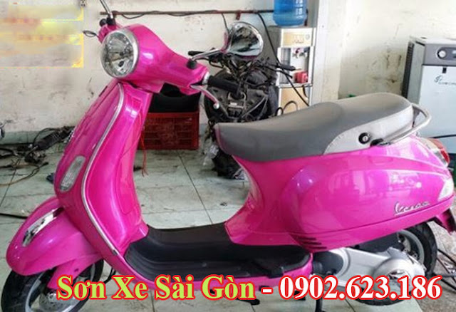 Mẫu sơn xe Vespa LX 125 màu hồng candy cực đẹp