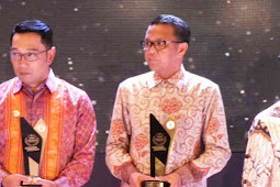 Nurdin Abdullah Terima Penghargaan Adhi Purna Prima Award