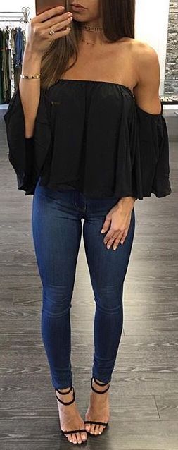 #Black #shirt #skinny #jeans #shoes