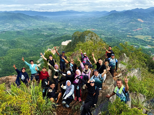 Pengalaman Pertama Kali Mendaki Gunung