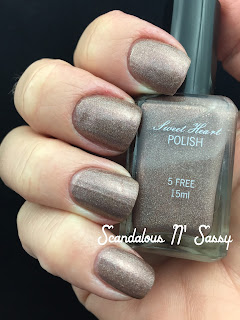 Sweet Heart Polish Addicted To Holo Box October 2015 Sugar & Spice indoor/standard lighting