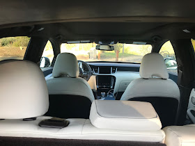 Interior view of 2020 Infiniti QX50 Autograph AWD