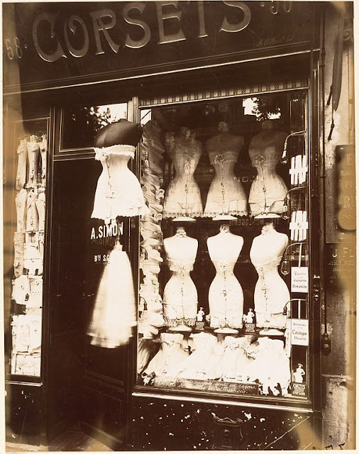 Eugène Atget Bd de Strasbourg Corsets  1912