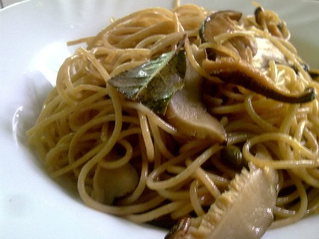 Shitake con spaguetti