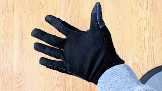 Here is an open palm wearing the Undersun Workout Gloves for Resistance Bands.