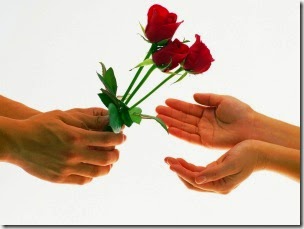 Ketika Cinta Tak Harus Berbentuk Bunga