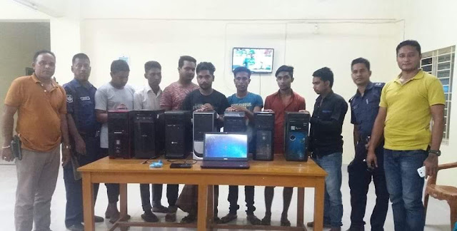 দোয়ারাবাজারে পুলিশের অভিযানে পর্ণোবাহী কম্পিউটারসহ আটক ৭