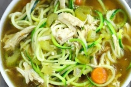 Zoodle Soup With çhiçken 