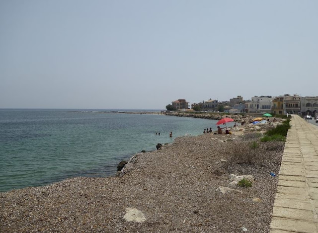 il litorale nel centro storico di Marzamemi