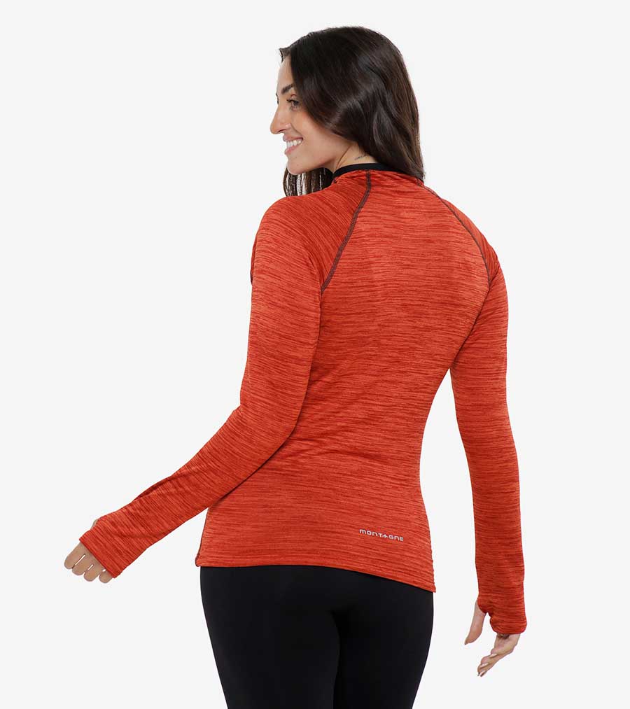 detalle espalda campera deportiva otoño invierno 2024 mujer Montagne