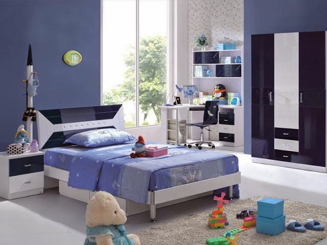 Desain kamar tidur anak perempuan minimalis warna cat biru kombinasi
