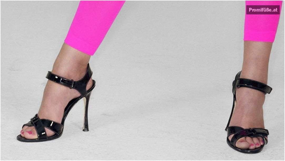 Keira Knightley Feet and high heels