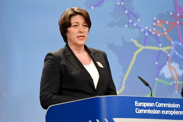 Commissario europeo per i trasporti, Bulc: il cambio dell'orologio si fermerà nel 2019