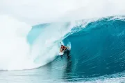 surf30 wsl tahiti pro 2022 Callum Robson 22Tahiti  QUA0047 Damien Poullenot