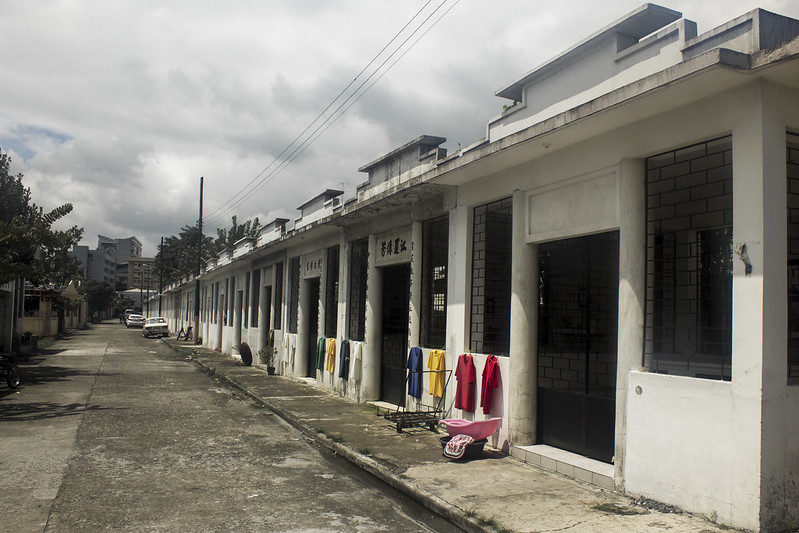 philippines living in cemetery, manila north cemetery records, manila north cemetery live stream