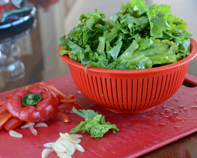 Broccoli Raab with Peppers, another healthy recipe ♥ AVeggieVenture.com. Easily vegan. Low Carb.