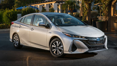 Toyota prius prime 2018 Reviews, Specs, Price