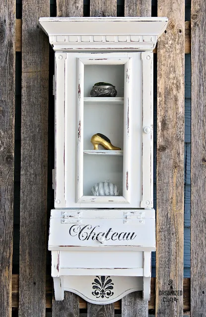 French Style Upcycle of a Thrifted Wall Curio #chalkpaint #stencil