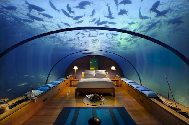 Poseidon Undersea Resort, Fiji