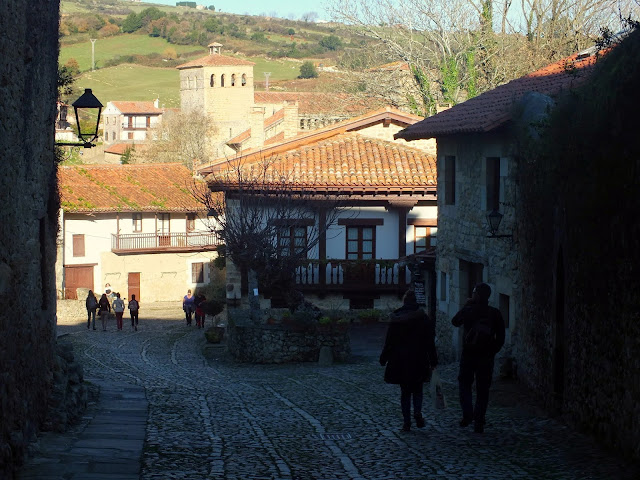 ruta pueblos bonitos de cantabria españa