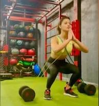 Urvashi Rautela Redefines Fitness In New Fitness Freak Urvashi Rautela's Gym Routine Will Surprise You ! Video