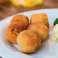 CROQUETAS DE LANGOSTINOS Y SALMÓN