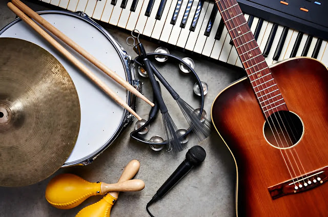 Berbagai instrumen yang digunakan dalam musik