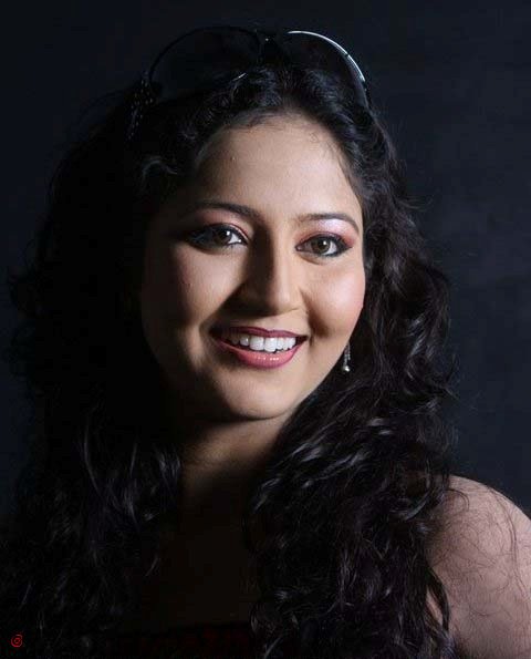 Lochana ImashiSexy Girls Pictures