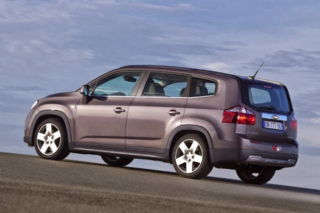 Chevrolet Orlando Car Wallpaper