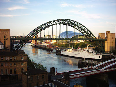 (Australia) - Newcastle - Tyne Bridges