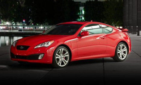 2012 Hyundai Genesis Coupe angular front view