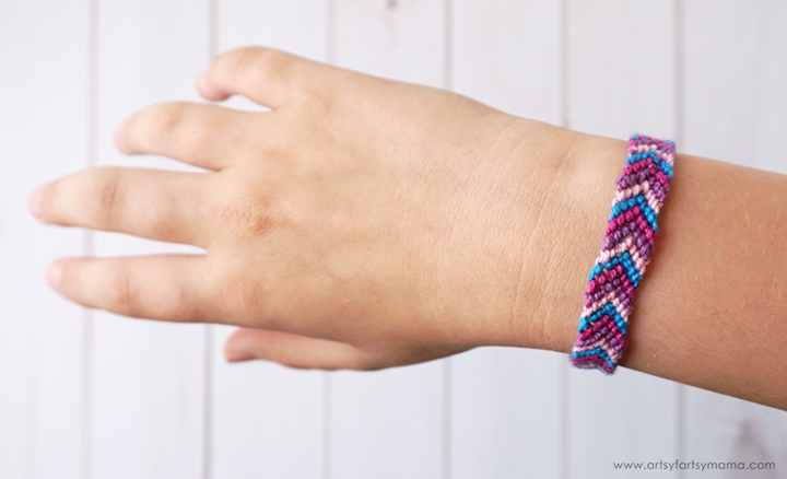 DIY Friendship Bracelet with LEGO Friends