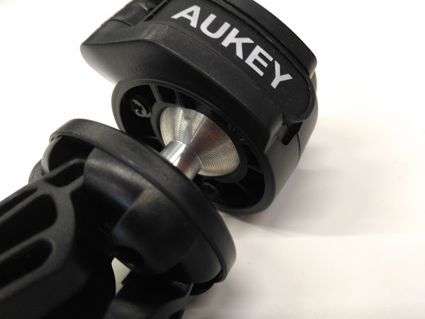 Aukey CP-T01  三脚