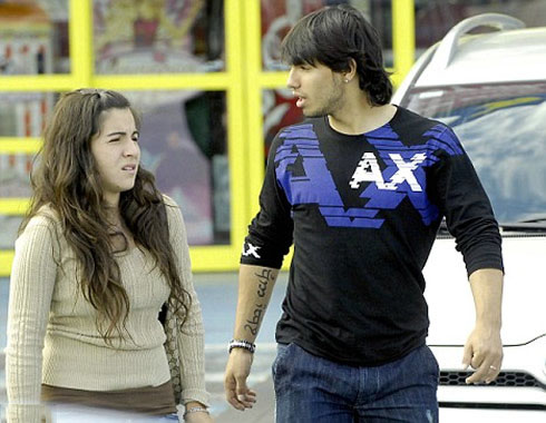 All Football Players: Sergio Aguero Wife Maradona 2012